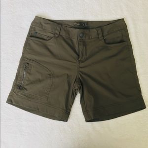 Prana women’s shorts size 8
